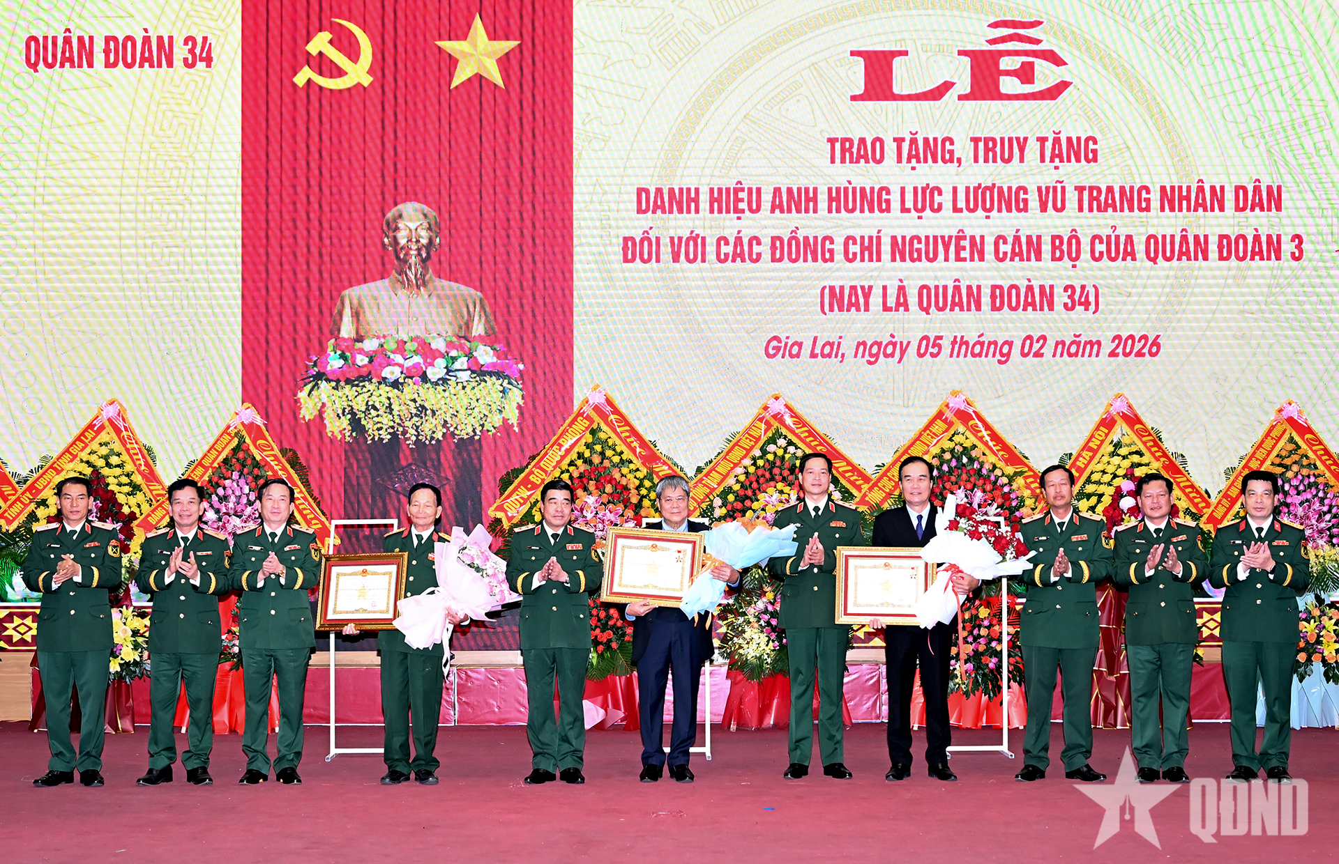 Quân đoàn 34: Tổ chức Lễ trao tặng, truy tặng danh hiệu Anh hùng LLVT nhân dân